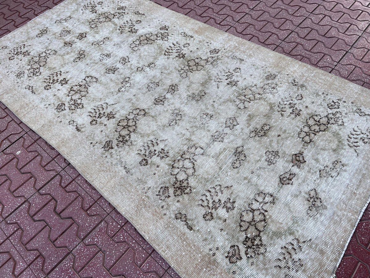 Handwoven Turkish Oushak Rug 4x7: Wool & Cotton Vintage Design
