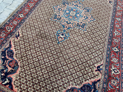 Antique Persian Rug 5x9: Hand-Knotted Wool Carpet, Boho Home Decor