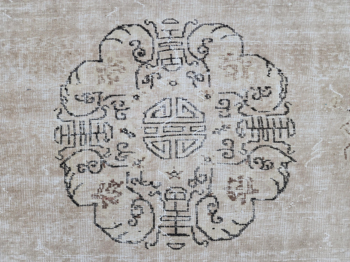 Vintage Oushak Wool Rug 7x10: Muted Medallion Turkish Design