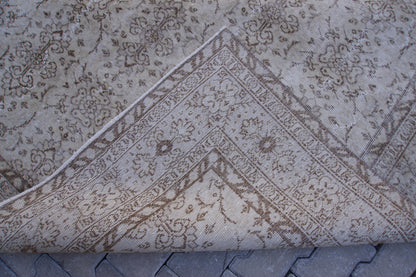 Handmade Turkish Isparta Rug: 7x10 Beige Oriental Area Rug