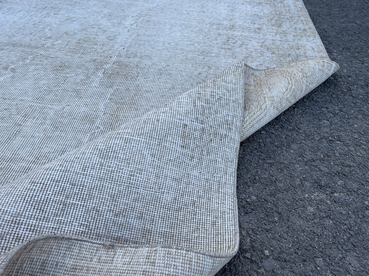 Handwoven Turkish Oushak Rug 5x8: Wool & Cotton Blend