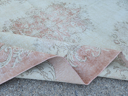 Vintage Turkish Oushak Rug 7x10: Hand-Knotted Wool, Distressed Beige