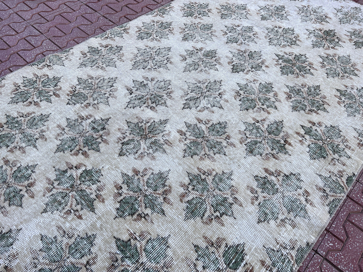 Handwoven Turkish Oushak Rug: 4x7 Green Wool Entryway Rug