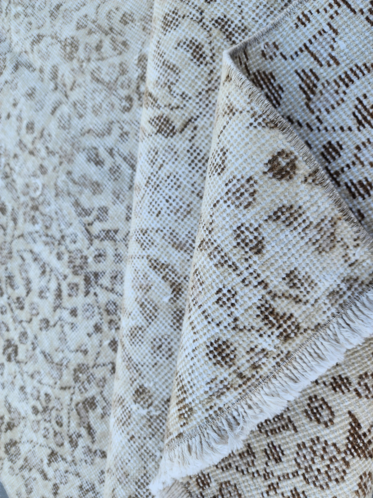 Handwoven Turkish Oushak Rug 3x6: Wool & Cotton Neutral Rug