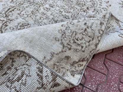 Handwoven Turkish Oushak Rug: Wool & Cotton Blend, Isparta Design
