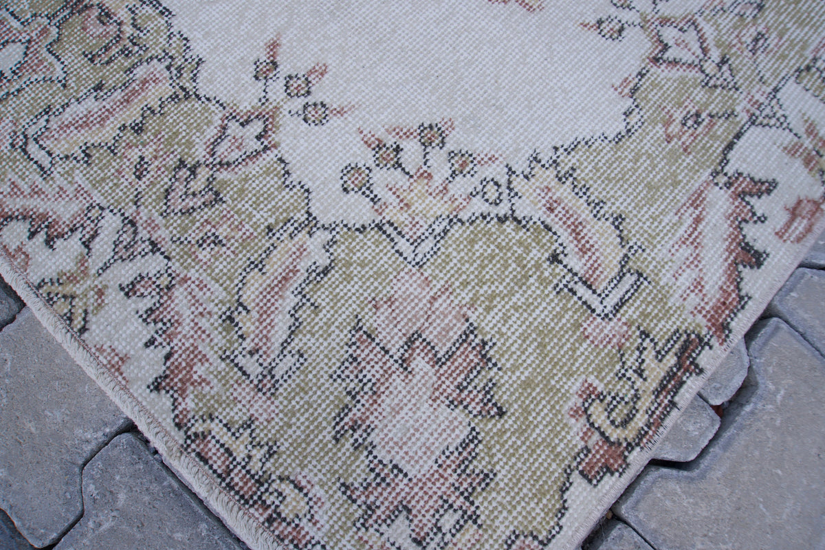 Vintage Turkish Oushak Rug 4x7: Handwoven Wool & Cotton