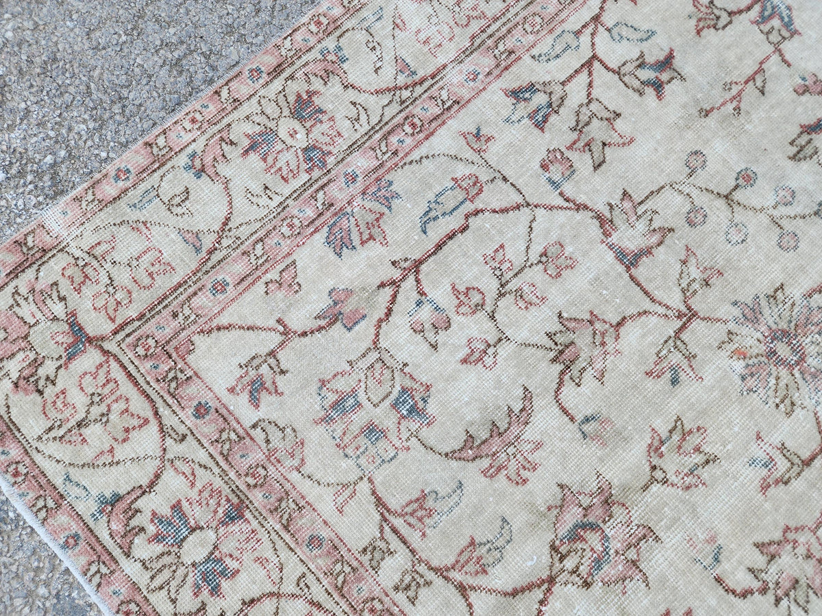 Handwoven Oushak Wool Rug 5×8 Neutral Beige Turkish Area Rug