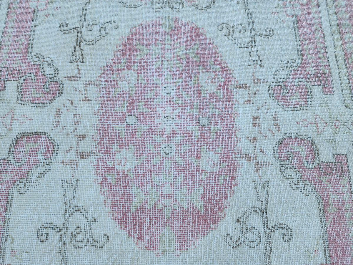 Handwoven Turkish Isparta Oushak Rug 4x7: Pink Wool Oriental Rug
