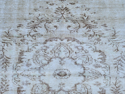 6x9 Vintage Rug, Turkish Hand Made, Oushak Medallion Design, Eco Friendly