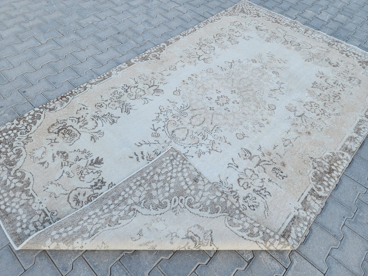 Neutral Wool Rug 6x9, Oriental Turkish Hand Made, Bed Room Decor