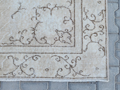 Handwoven Turkish Oushak Rug 4x7: Beige Wool, Bohemian Style