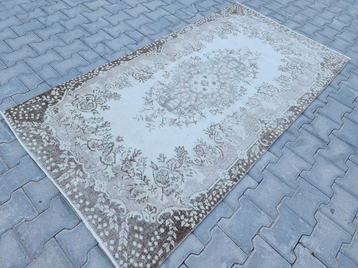 Handwoven Turkish Oushak Wool Rug: Beige Medallion, 4x7