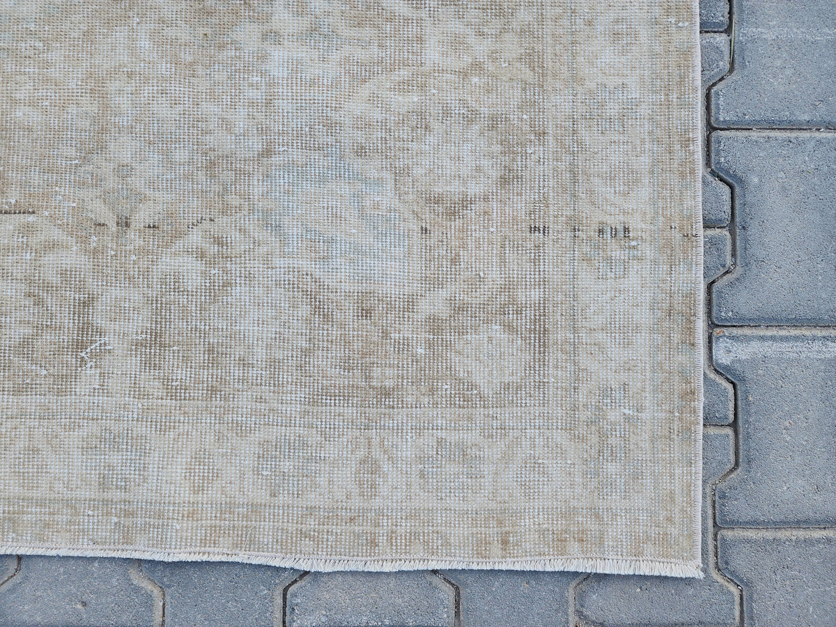 6x9 Vintage Oushak Rug: Beige Wool Oriental Rug