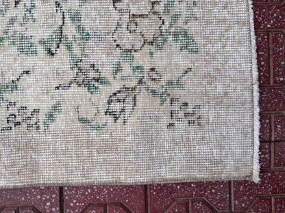 Handwoven Turkish Oushak Rug: 3.7x6.6, Wool & Cotton Floral Rug