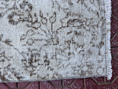 Handwoven Turkish Oushak Rug: Wool & Cotton Blend, Isparta Design