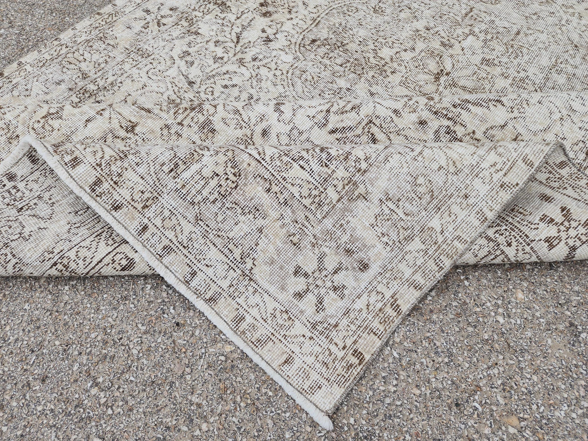 Hand Knotted Wool Oushak Rug 6x10: Ivory Beige Turkish Area Rug