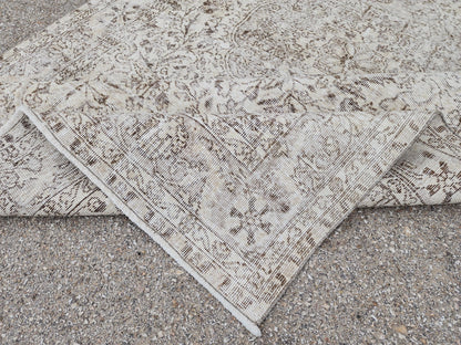 Hand Knotted Wool Oushak Rug 6x10: Ivory Beige Turkish Area Rug