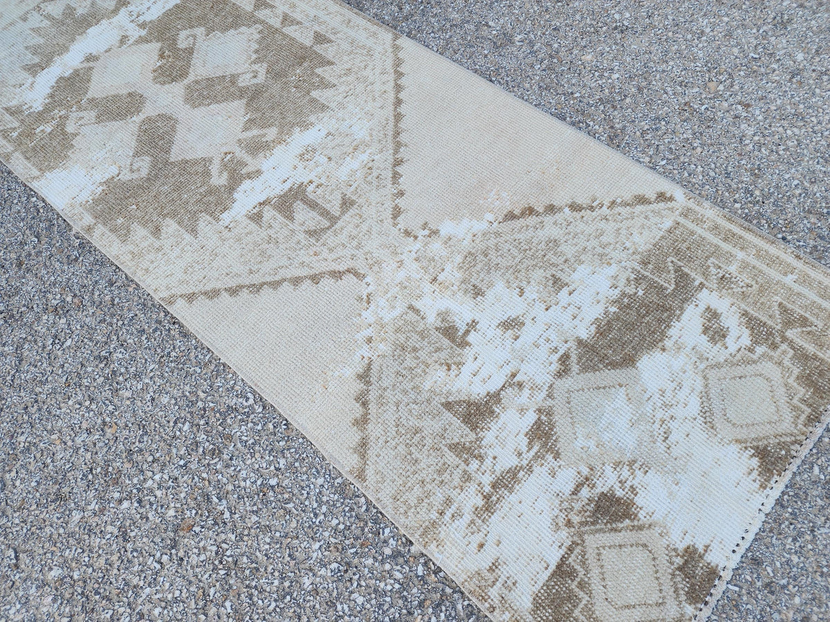 Turkish Runner Rug 2x9: Beige Oriental Hallway Bohemian Decor