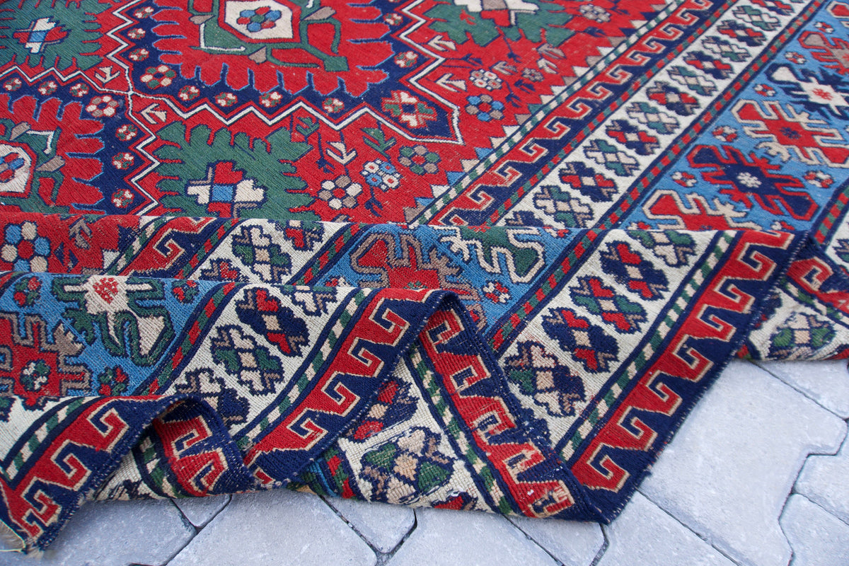 Vintage Kilim Rug 7x9: Hand Woven Oriental Design, Boho Oriental Soumak Carpet