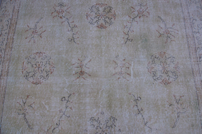 6x10 Neutral Rug, Floral Medallion Design, Turkish Hand Knotted