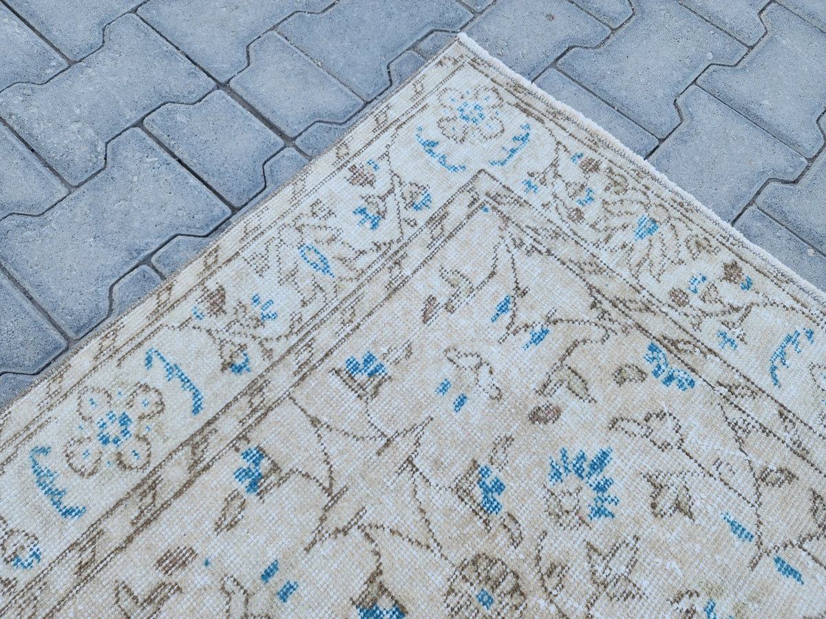 Handwoven Turkish Oushak Rug: 4x7 Neutral Wool & Cotton